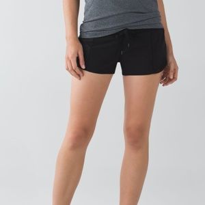 Lululemon Hotty Hot Short 🍋